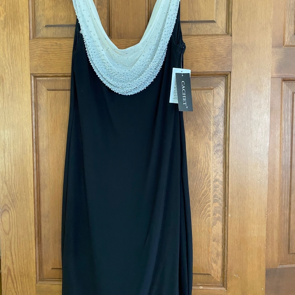 Cachet women’s dress size 4